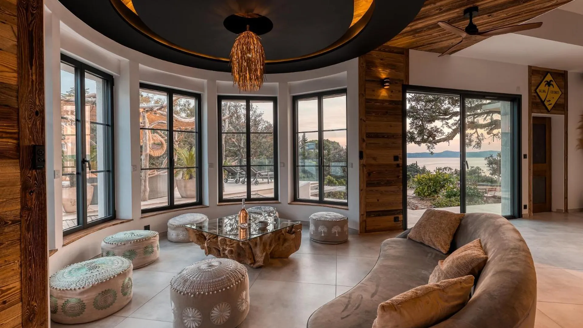 Villa Climatisee Au Lavandou Avec Vue Mer Avec Piscine Privee Le Lavandou