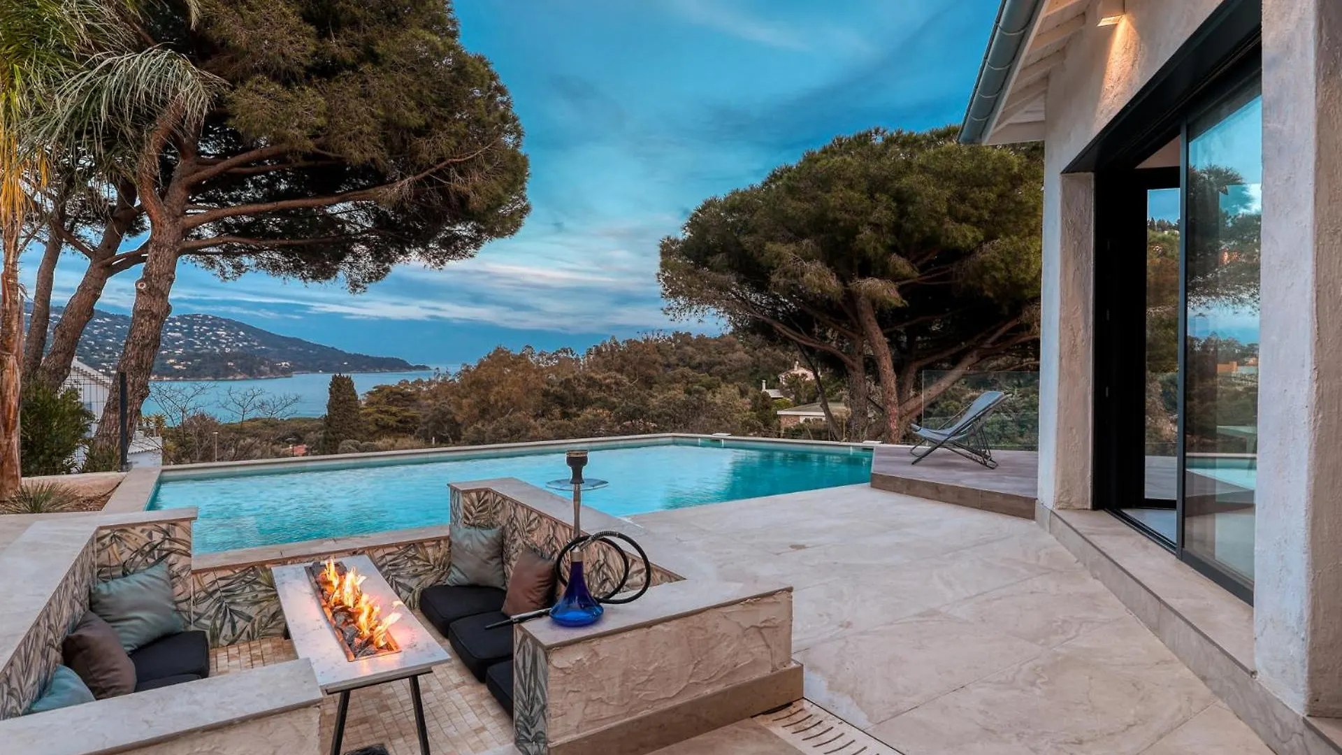Villa Climatisee Au Lavandou Avec Vue Mer Avec Piscine Privee Le Lavandou