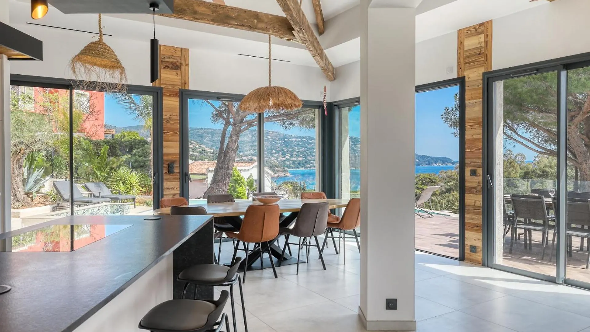 Villa Climatisee Au Lavandou Avec Vue Mer Avec Piscine Privee Le Lavandou