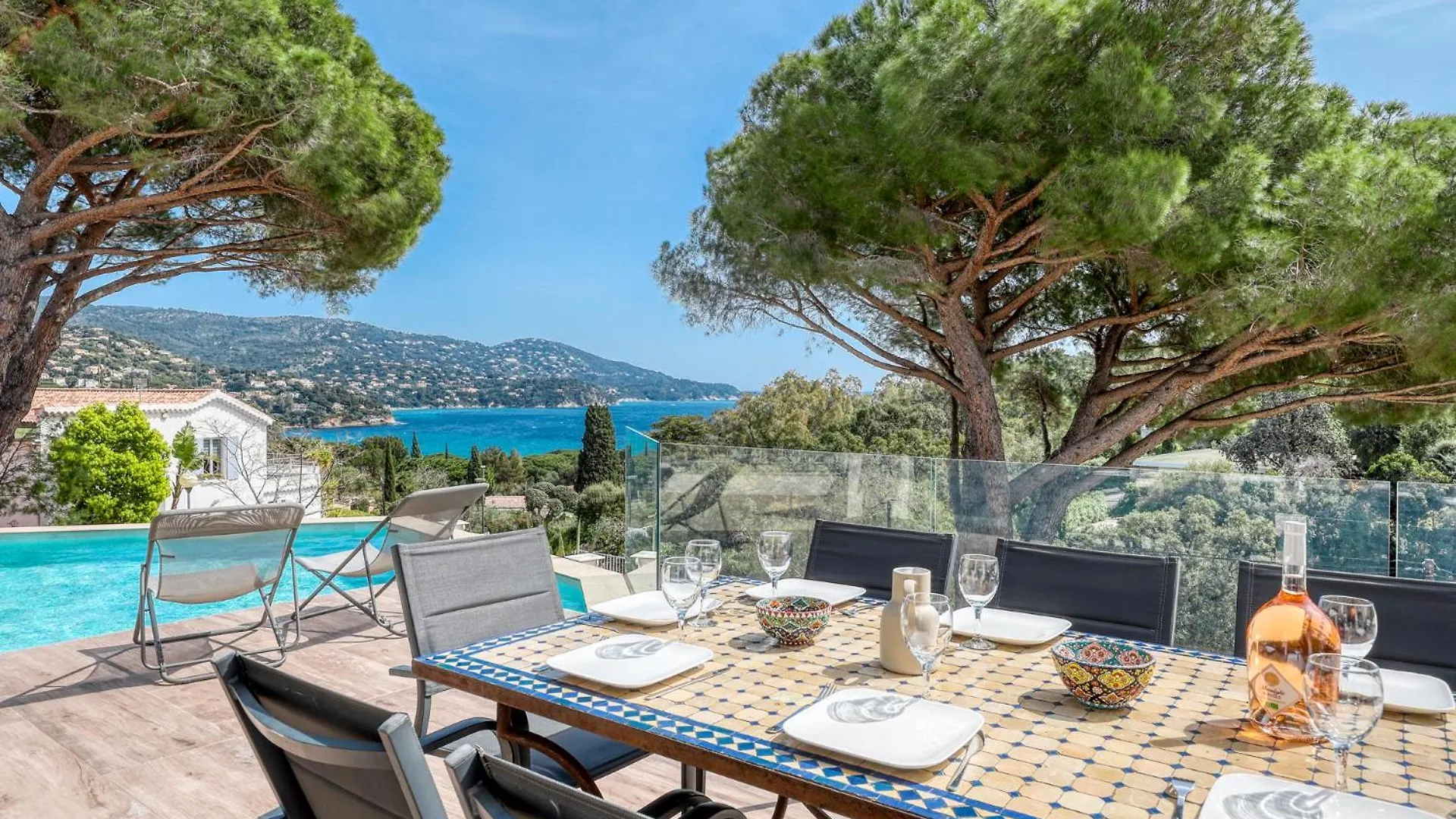 Villa Climatisee Au Lavandou Avec Vue Mer Avec Piscine Privee Le Lavandou France